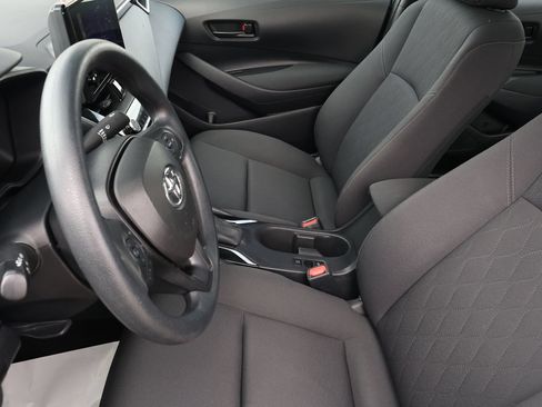 Used 2024 Toyota Corolla LE FWD image 12