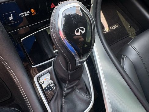 Used 2018 INFINITI Q60 3.0t Luxe w/ Sensory Package 3.0T Luxe RWD image 24