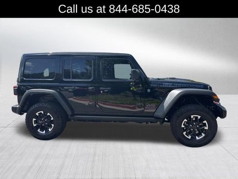 Certified 2025 Jeep Wrangler Unlimited Rubicon 4xe w/ Convenience Group AWD/4WD image 4