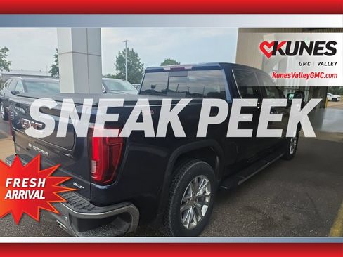 Used 2019 GMC Sierra 1500 SLT w/ SLT Premium Plus Package AWD/4WD image 5