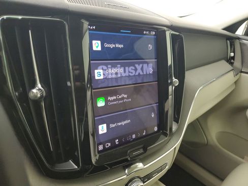 Certified 2023 Volvo XC60 B5 Plus w/ Climate Package FWD image 30