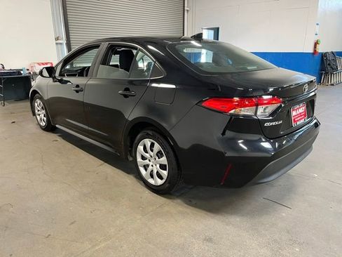 Used 2023 Toyota Corolla LE FWD image 5