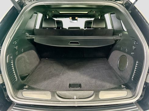 Used 2019 Jeep Grand Cherokee High Altitude RWD image 27