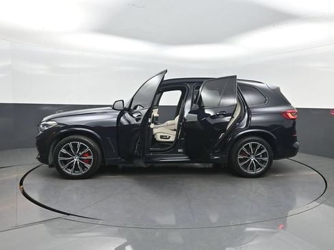 Used 2022 BMW X5 sDrive40i w/ M Sport Package RWD image 40
