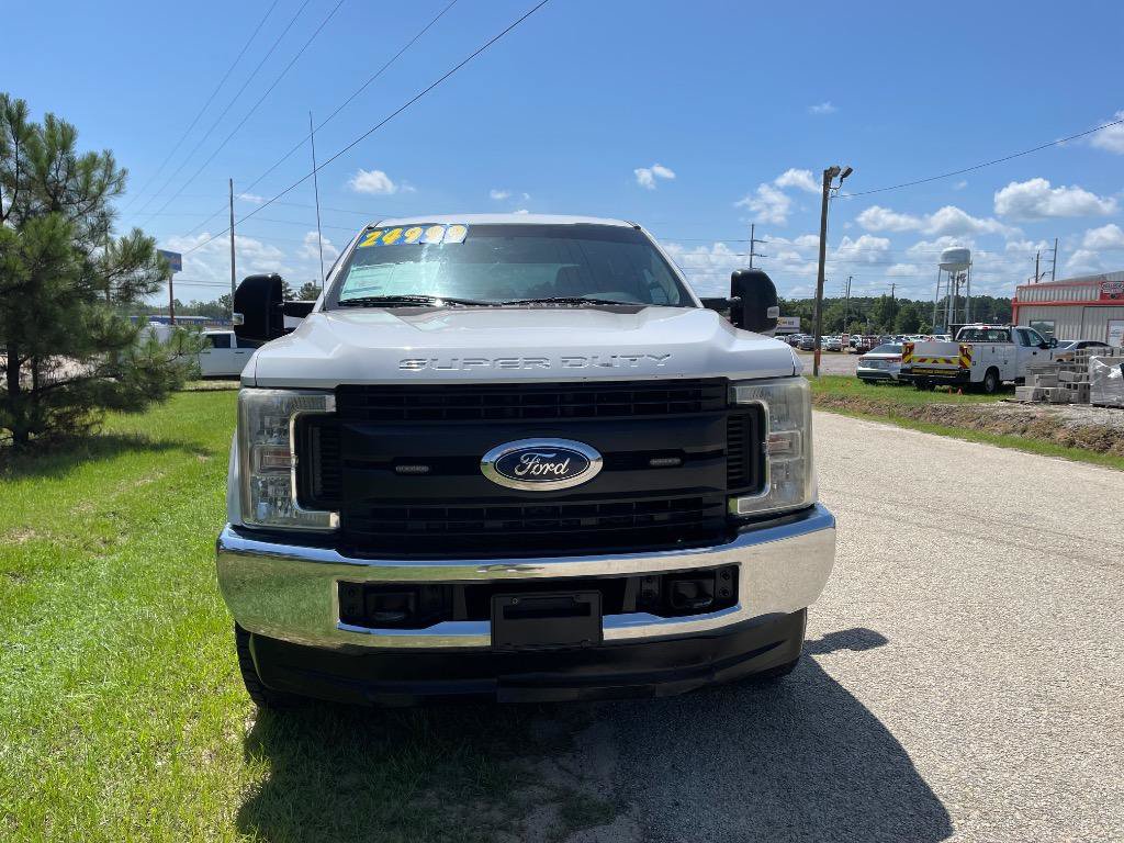Used 2017 Ford F250 XL w/ Power Equipment Group AWD/4WD image 2