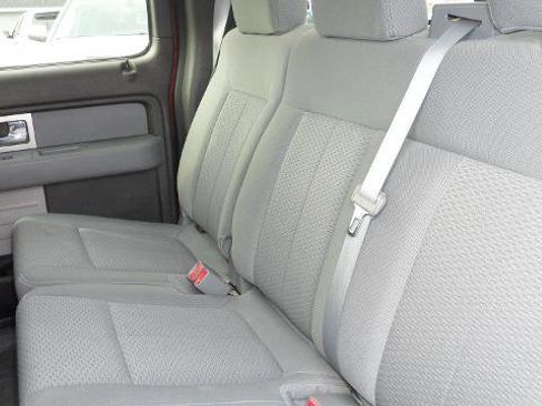 Used 2011 Ford F150 XLT w/ XLT Chrome Pkg image 18