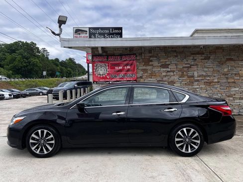 Used 2017 Nissan Altima 2.5 SV FWD image 3
