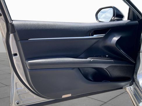Used 2024 Toyota Camry XSE FWD image 22