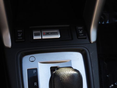 Used 2015 Subaru Forester 2.5i Limited image 15