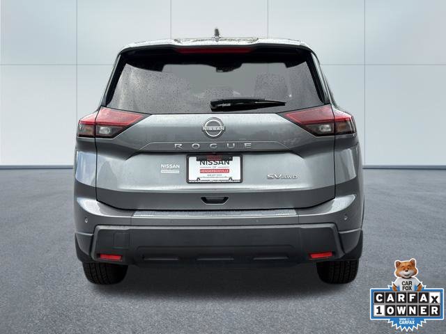 Used 2024 Nissan Rogue SV AWD/4WD image 7