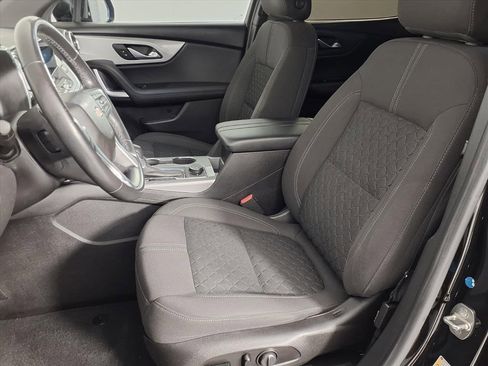 Used 2019 Chevrolet Blazer LT image 23