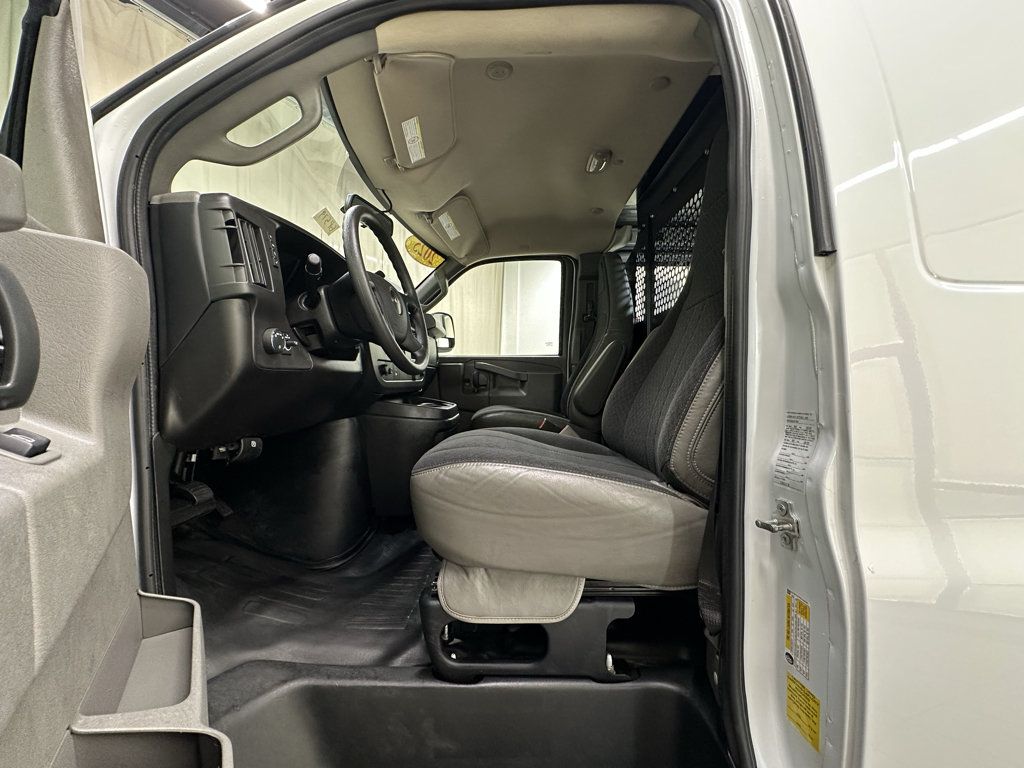 Used 2025 GMC Savana 2500 w/ Driver Convenience Package RWD image 24