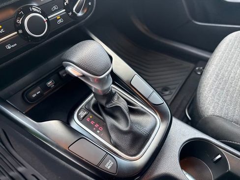 Used 2021 Kia Soul S image 25