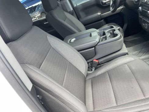 Used 2024 Chevrolet Silverado 1500 Custom AWD/4WD image 29