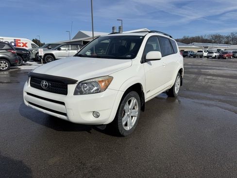 Used 2008 Toyota RAV4 Sport image 3