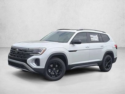 New 2026 Volkswagen Atlas Peak Edition