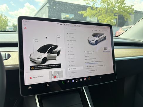 Used 2021 Tesla Model Y 2WD image 19