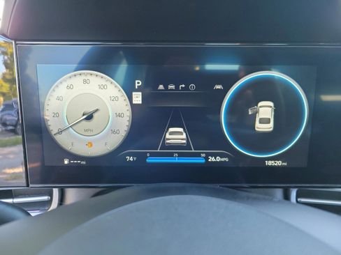 Certified 2024 Hyundai Elantra SEL image 20