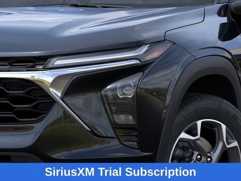New 2026 Chevrolet Trax LT w/ Driver Confidence Package FWD image 11