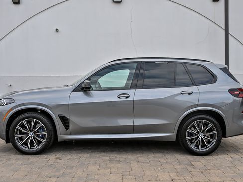 Used 2025 BMW X5 M60i w/ Climate Comfort Package AWD/4WD image 11