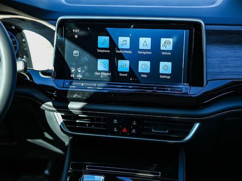 New 2026 Volkswagen Atlas SEL Premium R-Line image 26