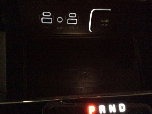 Used 2024 Jeep Grand Cherokee Altitude image 32