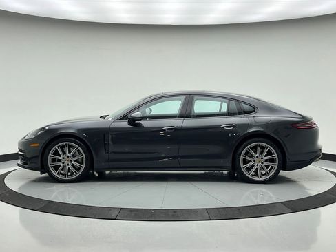 Used 2019 Porsche Panamera 4 image 2