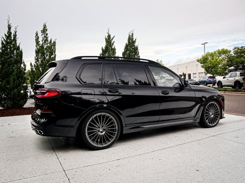 Used 2025 BMW ALPINA XB7 AWD/4WD image 11