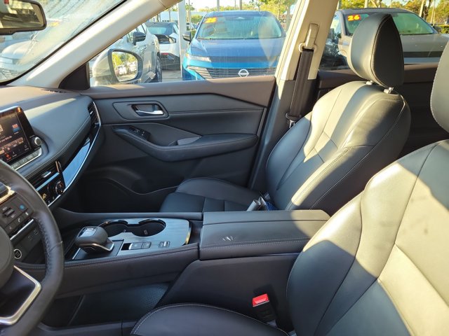 Used 2022 Nissan Rogue SL FWD image 19