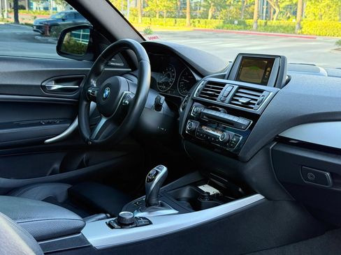Used 2016 BMW M235i Coupe RWD image 19