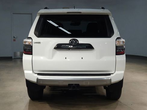 Used 2024 Toyota 4Runner TRD Off-Road image 6
