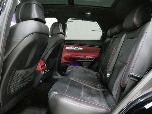 Used 2022 Genesis GV70 3.5T Sport w/ Sport Prestige Package image 25