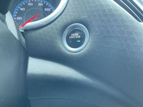 Certified 2018 Chevrolet Malibu LT image 17