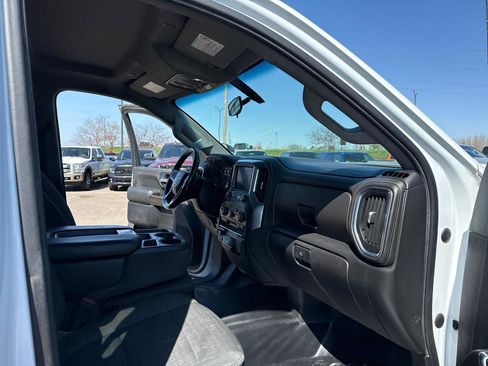 Used 2022 Chevrolet Silverado 3500 LT w/ Convenience Package AWD/4WD image 27