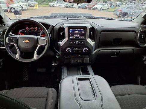 Used 2023 Chevrolet Silverado 1500 Custom RWD image 9