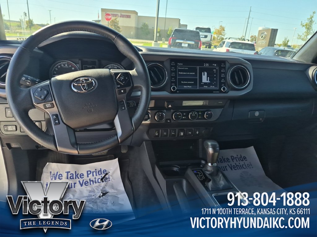 Used 2023 Toyota Tacoma TRD Sport w/ Technology Package AWD/4WD image 12