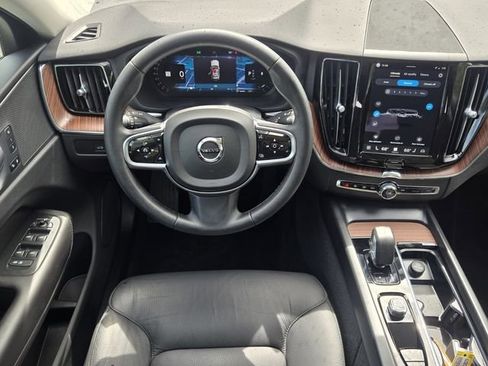Certified 2024 Volvo XC60 B5 Plus w/ Protection Package Premier AWD/4WD image 17