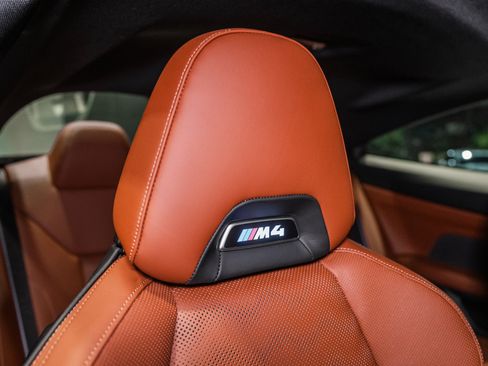 Used 2027 BMW M4 Coupe w/ M Driver's Package RWD image 44
