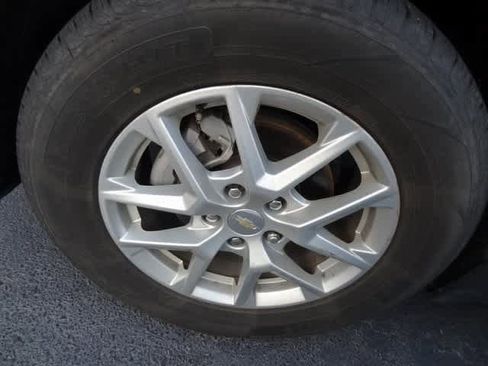 Used 2023 Chevrolet Equinox LT image 15