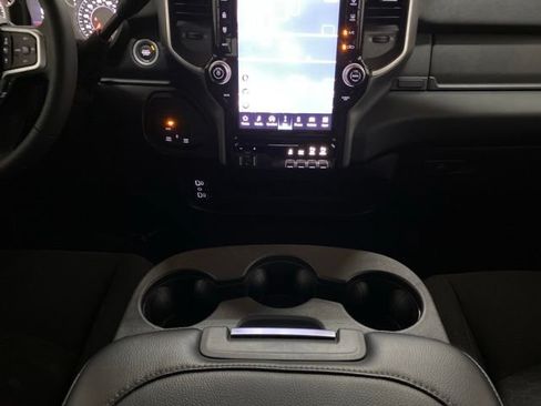 Used 2025 RAM 2500 Big Horn AWD/4WD image 12