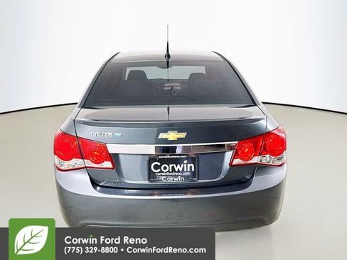 Used 2013 Chevrolet Cruze Eco image 6