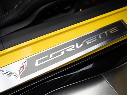 Used 2018 Chevrolet Corvette Z06 RWD image 59