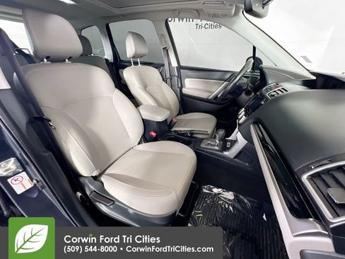 Used 2018 Subaru Forester 2.5i Limited AWD/4WD image 18