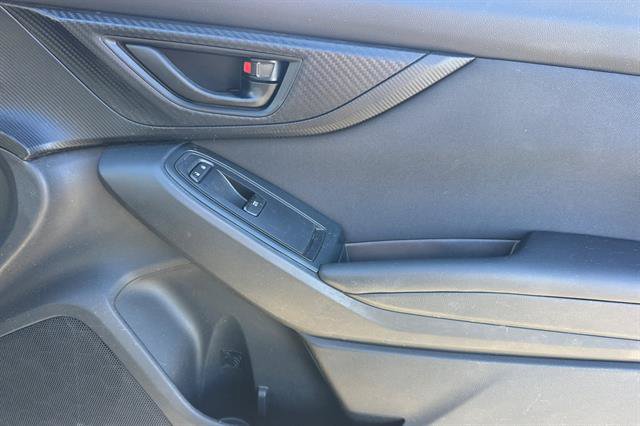 Used 2021 Subaru Crosstrek 2.0i Premium AWD/4WD image 18