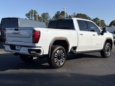 Used 2026 GMC Sierra 2500 Denali Ultimate AWD/4WD image 10