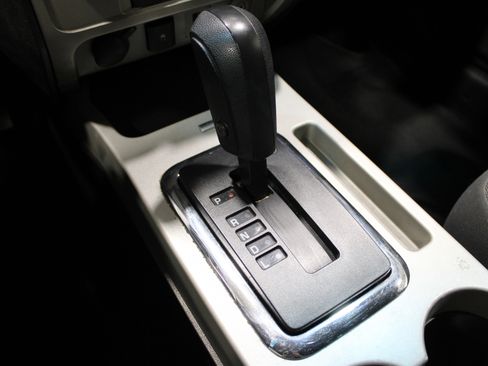 Used 2010 Ford Escape XLT image 18