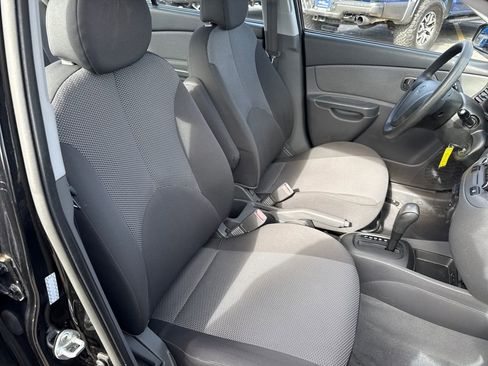 Used 2009 Kia Rio LX image 7