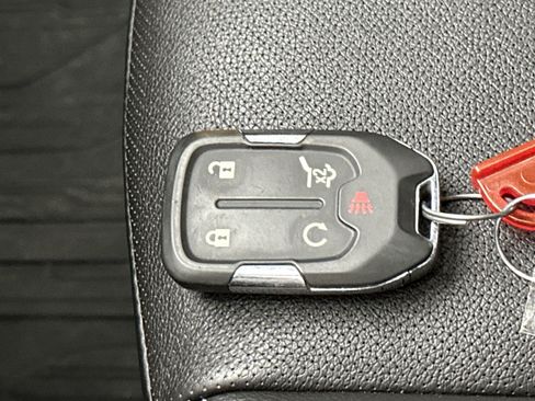 Used 2022 GMC Terrain SLT w/ LPO, Floor Liner Package AWD/4WD image 39