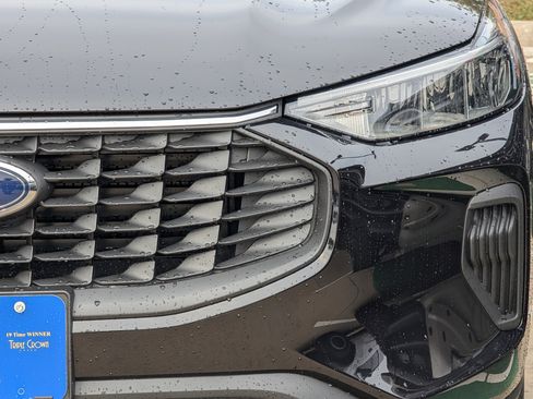 New 2026 Ford Escape Active image 8