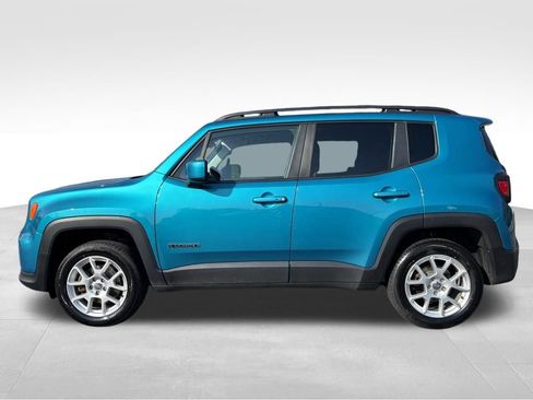 Used 2020 Jeep Renegade Latitude w/ Cold Weather Group AWD/4WD image 2